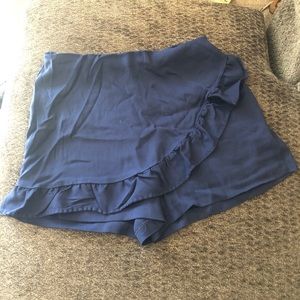 Lilly Pulitzer navy skort. Size 12.